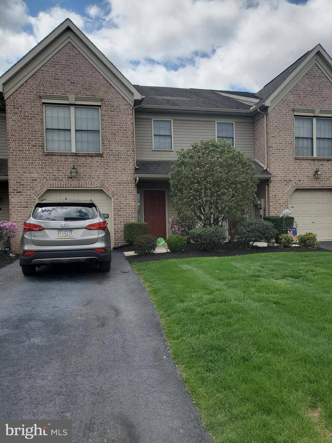 Mechanicsburg, PA 17055,451 STONEHEDGE LN