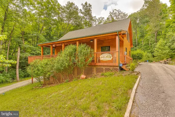 Berkeley Springs, WV 25411,780 HENDERSON HEIRS LN