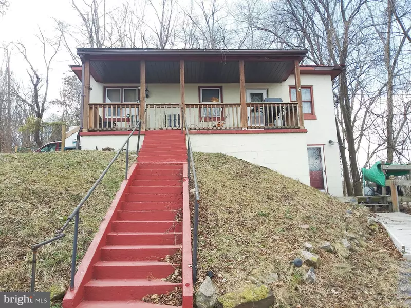 198 HILL SCHOOL RD, Ridgeley, WV 26753