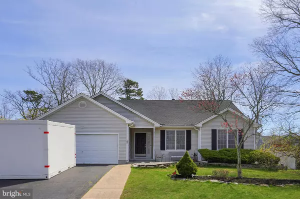 139 FLIPPER AVE, Manahawkin, NJ 08050