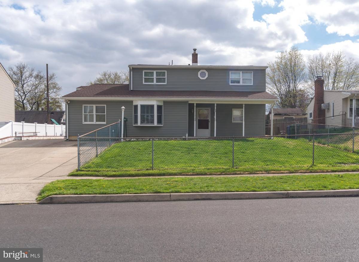 Levittown, PA 19055,35 REDBROOK LN