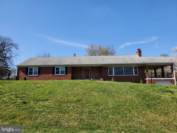 5016 YORKVILLE RD, Temple Hills, MD 20748