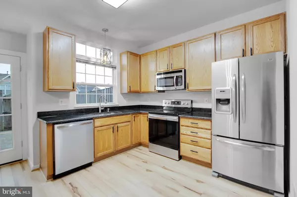 Centreville, VA 20121,6825 STONE MAPLE TER