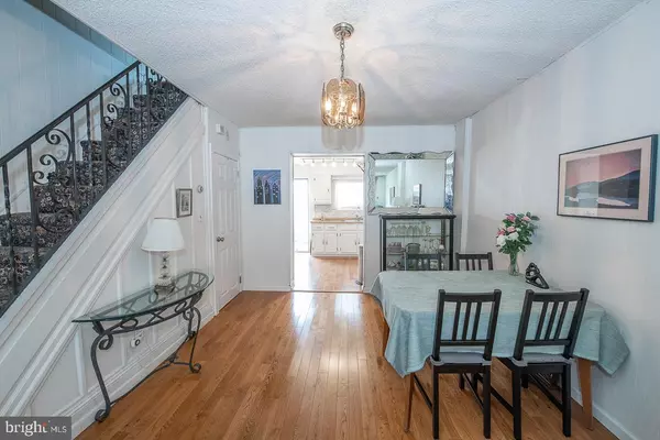 Philadelphia, PA 19147,1512 S CLARION ST