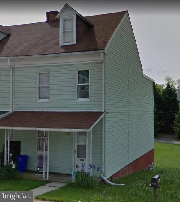 1344 W COLLEGE AVE, York, PA 17404