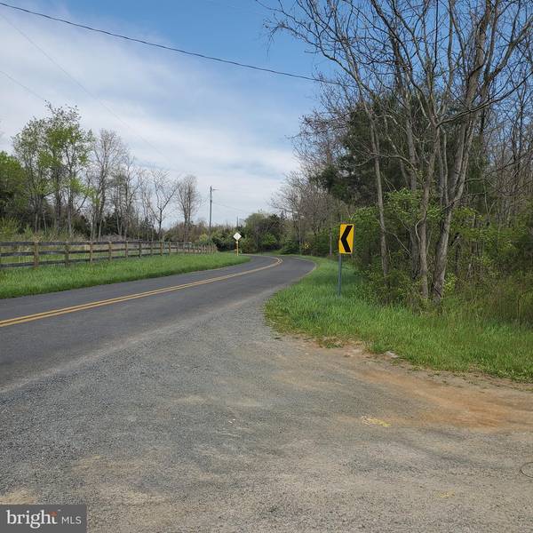 119 OLD CHARLES TOWN RD, Berryville, VA 22611