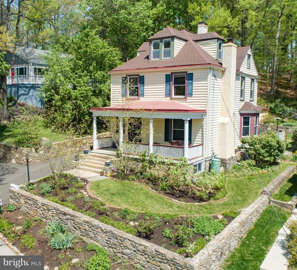 2435 EDGECOMB AVE, Glenside, PA 19038