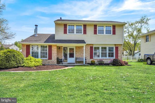 61 UPLAND CT, Newark, DE 19713