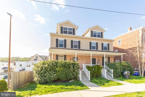 539 SPRING MILL AVE, Conshohocken, PA 19428