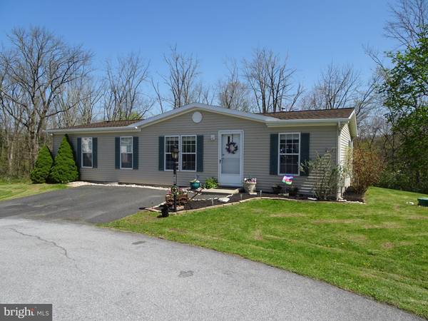 434 CEDAR LN, Birdsboro, PA 19508