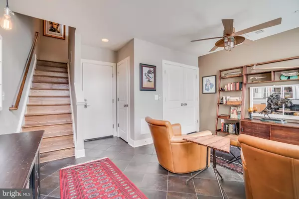 Alexandria, VA 22314,909 MONTGOMERY ST