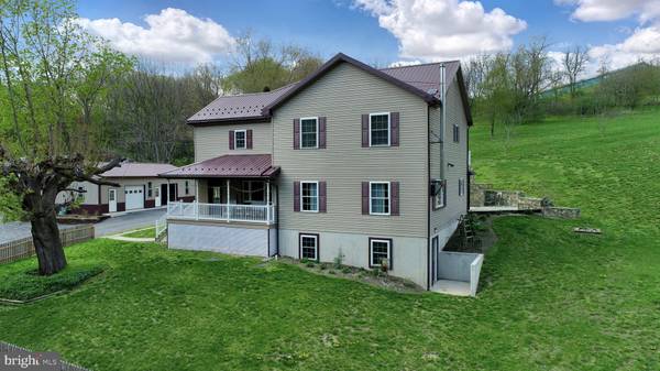 322 HATCHERY RD, Dalmatia, PA 17017