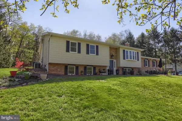 555 SAW MILL RD, Mechanicsburg, PA 17055