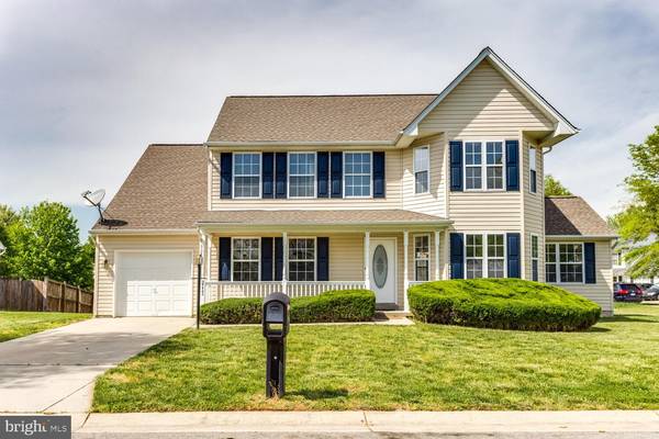 2111 CREEKS EDGE LN, Waldorf, MD 20601