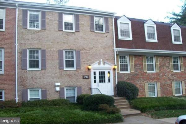 710 QUINCE ORCHARD BLVD #201, Gaithersburg, MD 20878