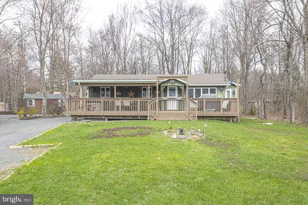 Pocono Lake, PA 18347,7619 LAKESHORE DR.