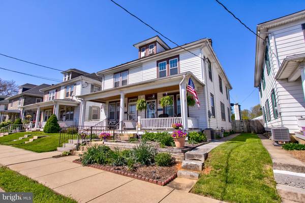 31 W LINCOLN AVE, Lititz, PA 17543