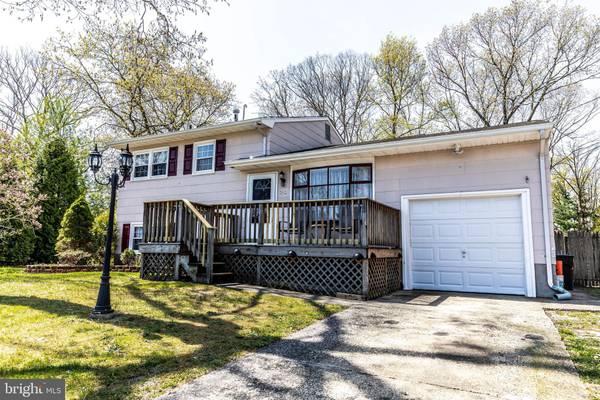 240 TERRY LN, Egg Harbor City, NJ 08215