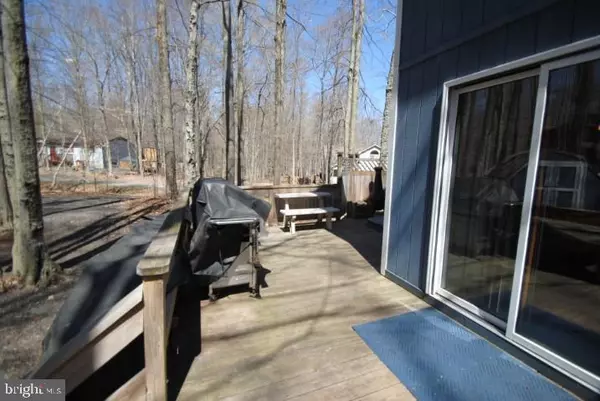 Pocono Lake, PA 18347,253 WYALUSING DR
