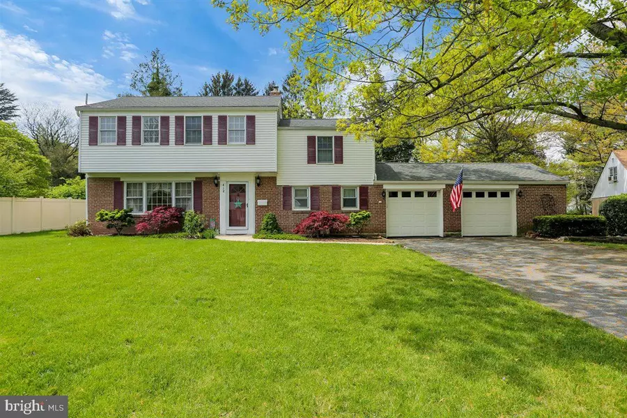 418 BLACKLATCH LN, Camp Hill, PA 17011