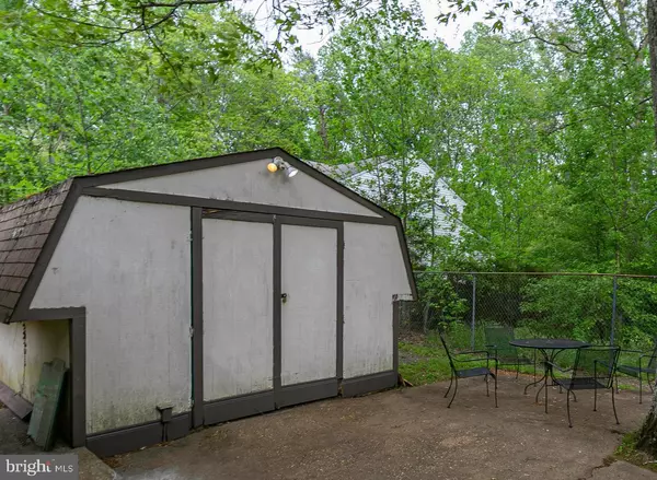 Spotsylvania, VA 22551,7301 RED FEATHER LN