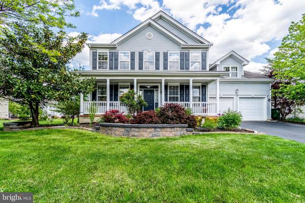 10 DOGWOOD DR, Plainsboro, NJ 08536