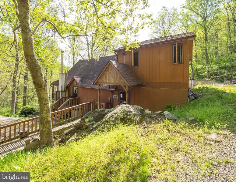 523 HIDDEN LN, Stanardsville, VA 22973