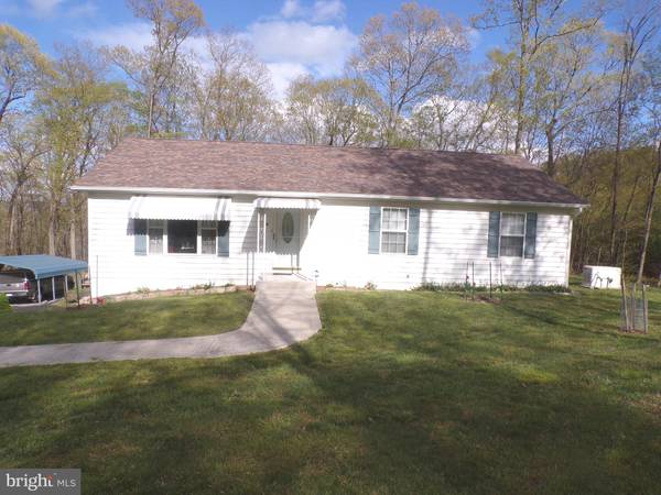 74 PLEASING, Ridgeley, WV 26753