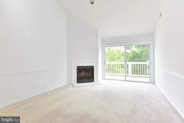 Falls Church, VA 22042,2988 YARLING CT