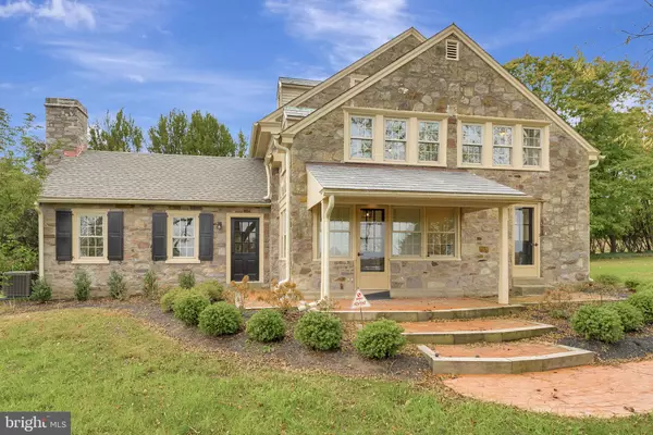 Doylestown, PA 18901,9 ELIZABETH LN