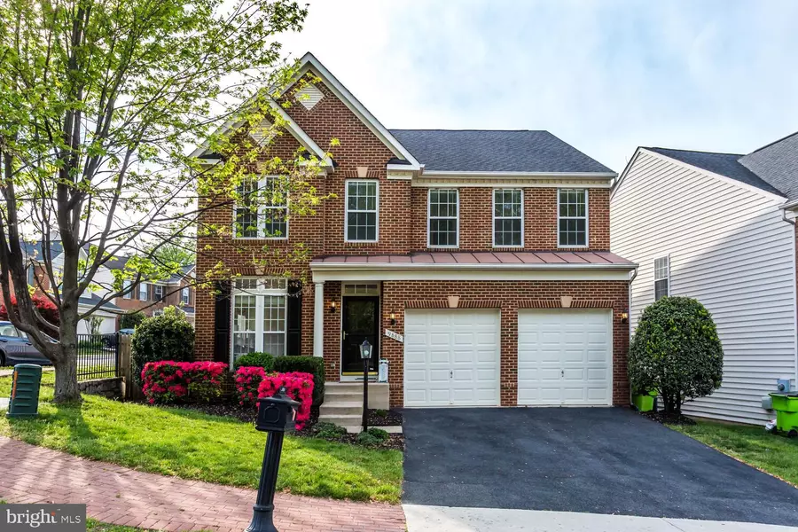 9888 EAST HILL DR, Lorton, VA 22079