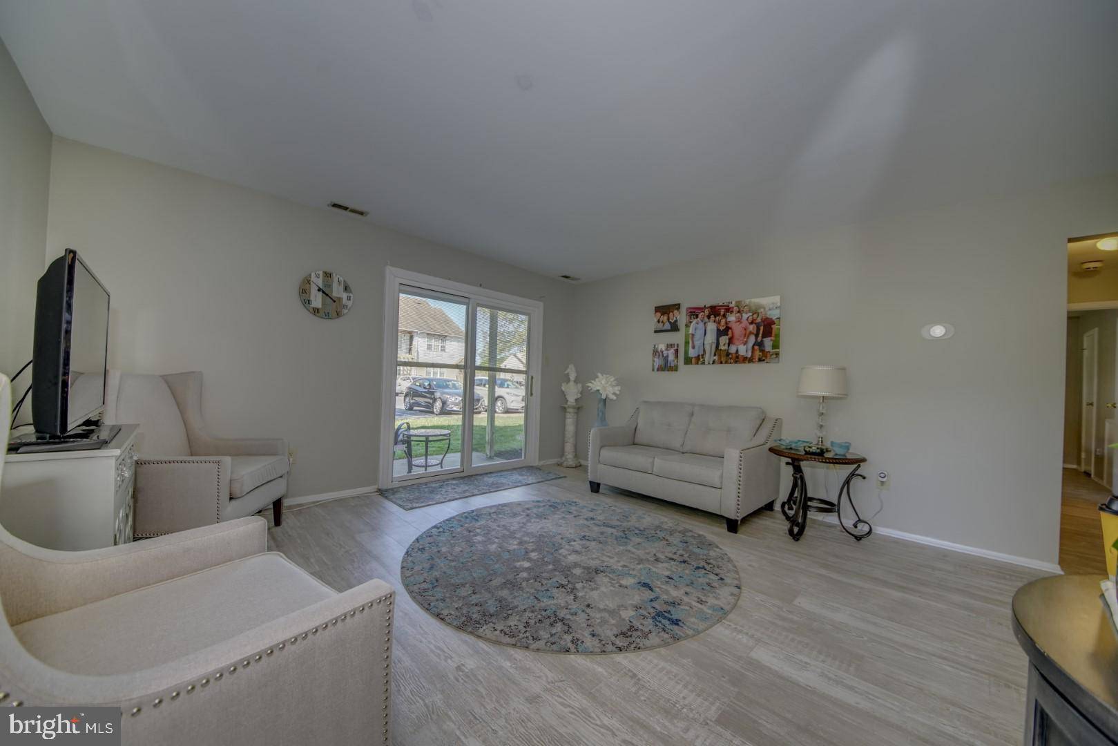 Sewell, NJ 08080,409 PADDOCK CT