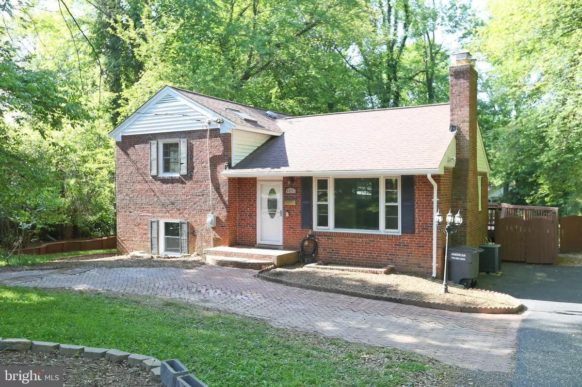 Annandale, VA 22003,8601 RALEIGH AVE