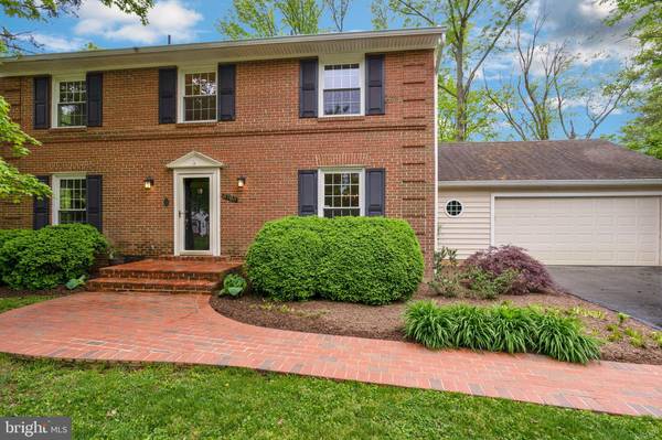 3703 RIVERWOOD CT, Alexandria, VA 22309