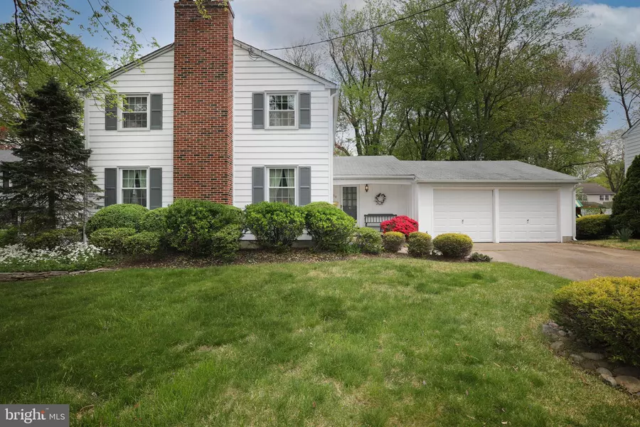 108 ROCKINGHAM RD, Cherry Hill, NJ 08034