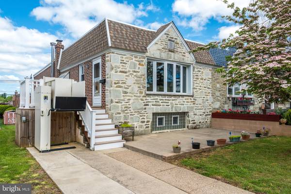 8816 BROUS AVE, Philadelphia, PA 19152