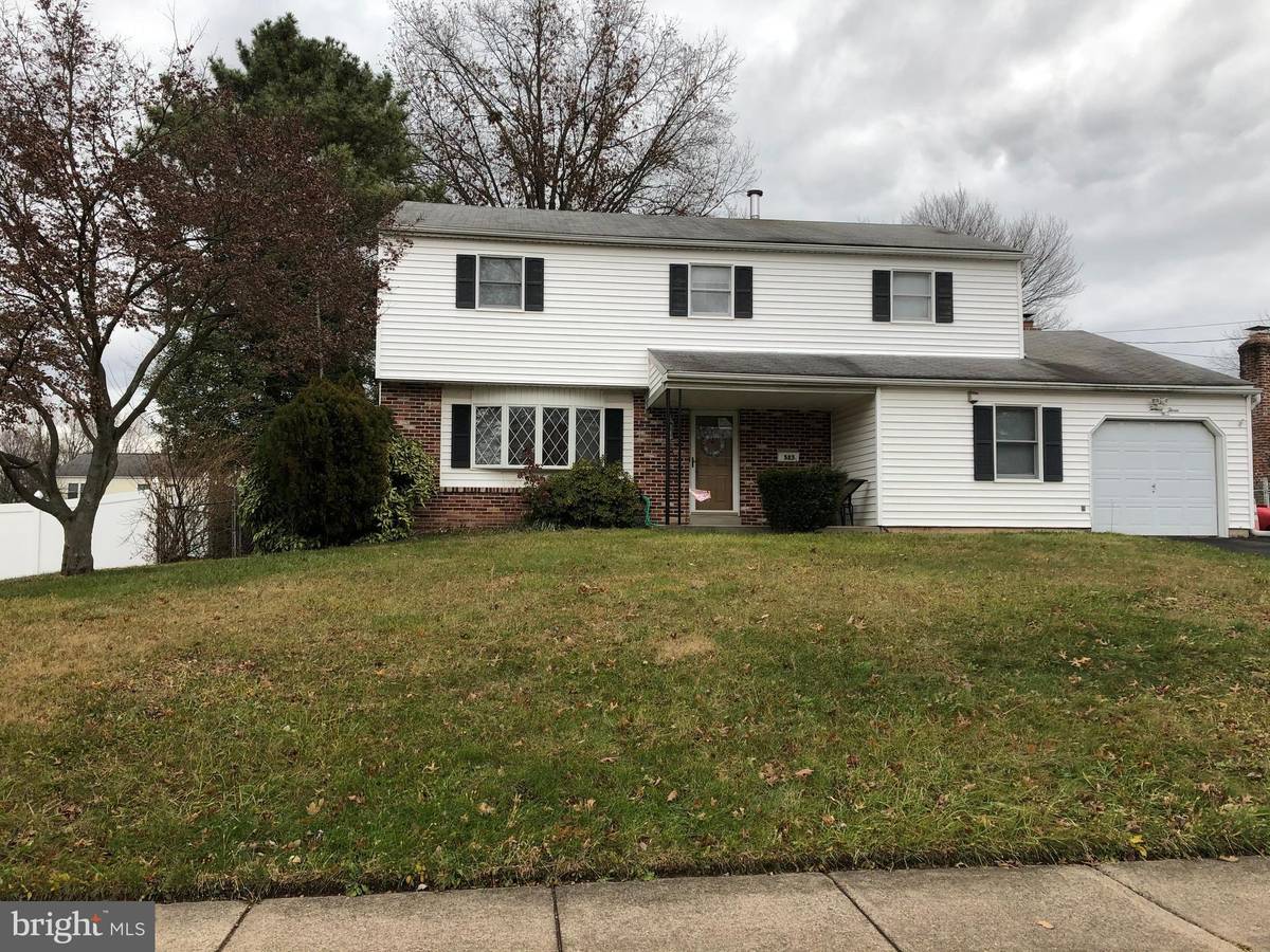 Warminster, PA 18974,523 PENROSE LN