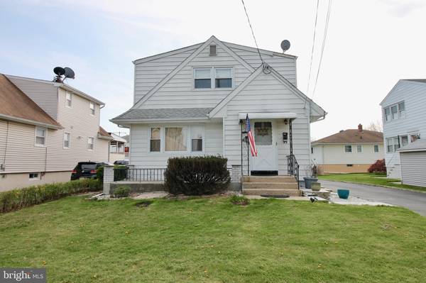 1310 EMMA PL, Linden, NJ 07036