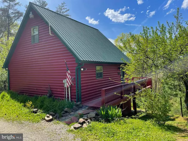 Mathias, WV 26812,116 HOOK TRAIL RD