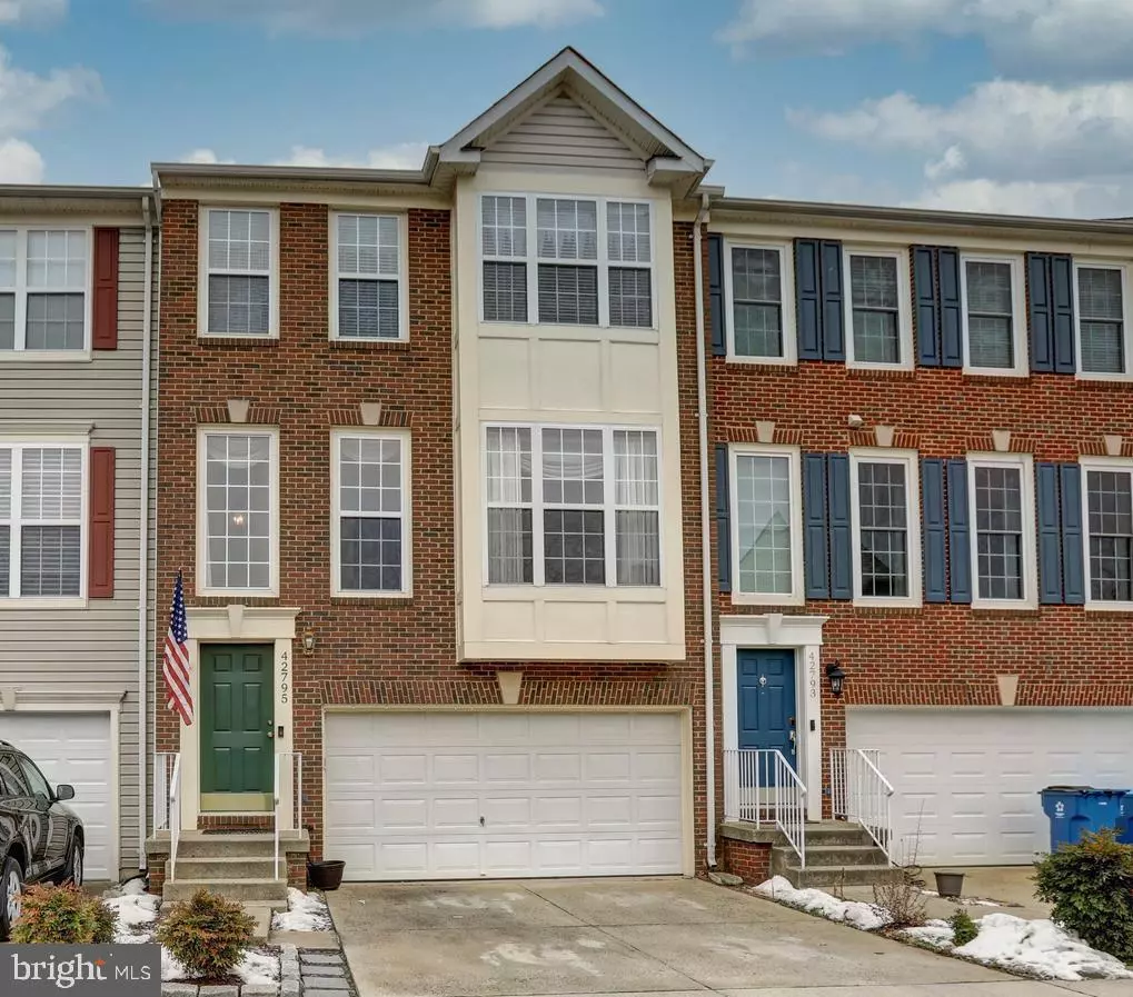 Chantilly, VA 20152,42795 SHALER ST