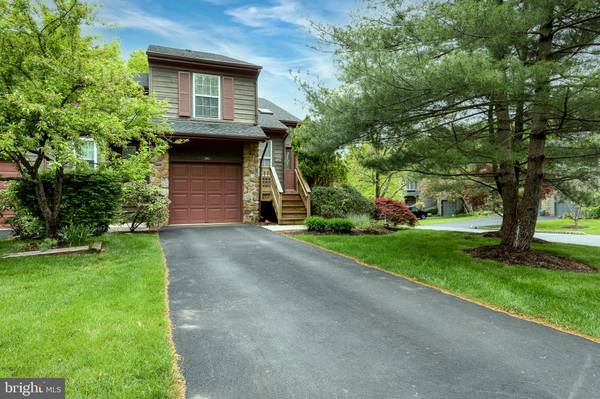 22 CHICOPEE DR #G, Princeton, NJ 08540