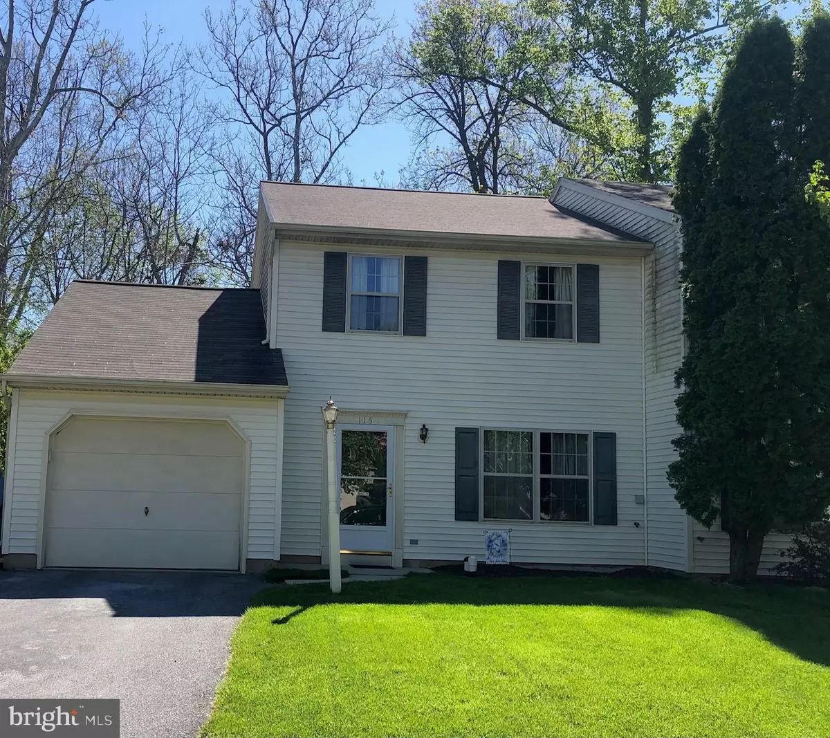 Lancaster, PA 17603,115 MEADOWCROFT DR