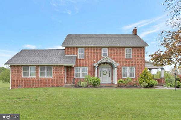 7566 FORT LOUDON RD, Mercersburg, PA 17236