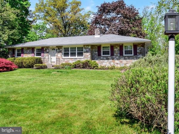 114 SWEDESFORD RD, North Wales, PA 19454