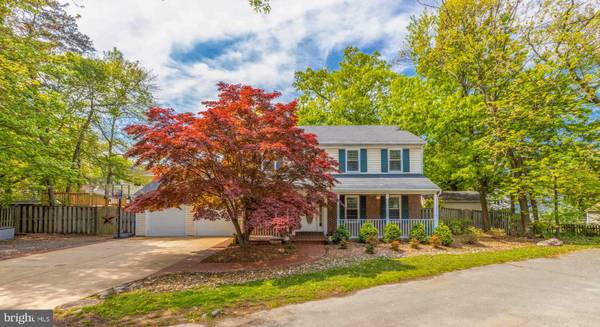 6034 BITTERNUT DR, Alexandria, VA 22310