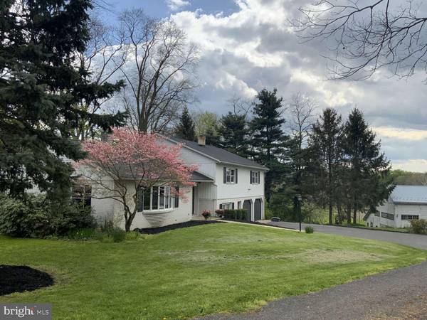 6 WILLOW RUN, Shippensburg, PA 17257