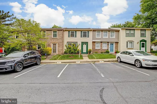 Springfield, VA 22153,8341 BARK TREE CT