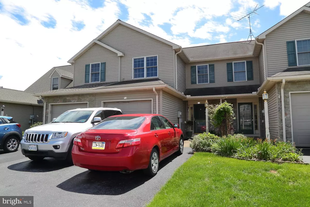 Lititz, PA 17543,72 PEBBLE CREEK DR