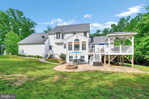 330 GENTLE BREEZE CIR, Fredericksburg, VA 22406