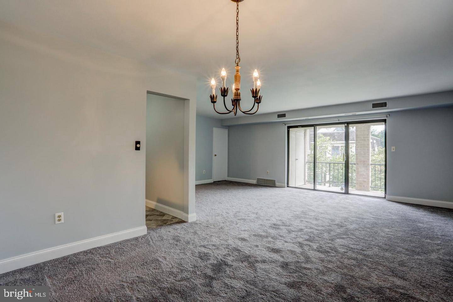 Lancaster, PA 17601,209 VALLEYBROOK DR